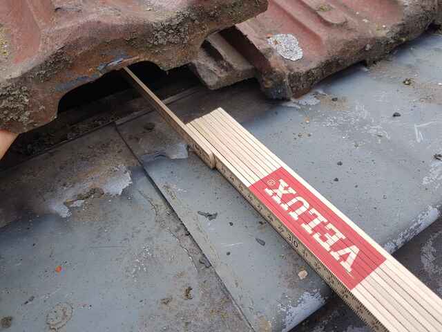 Hier sehen Sie ein paar Entdeckungen und Schäden, die auf Dächern entstehen können.